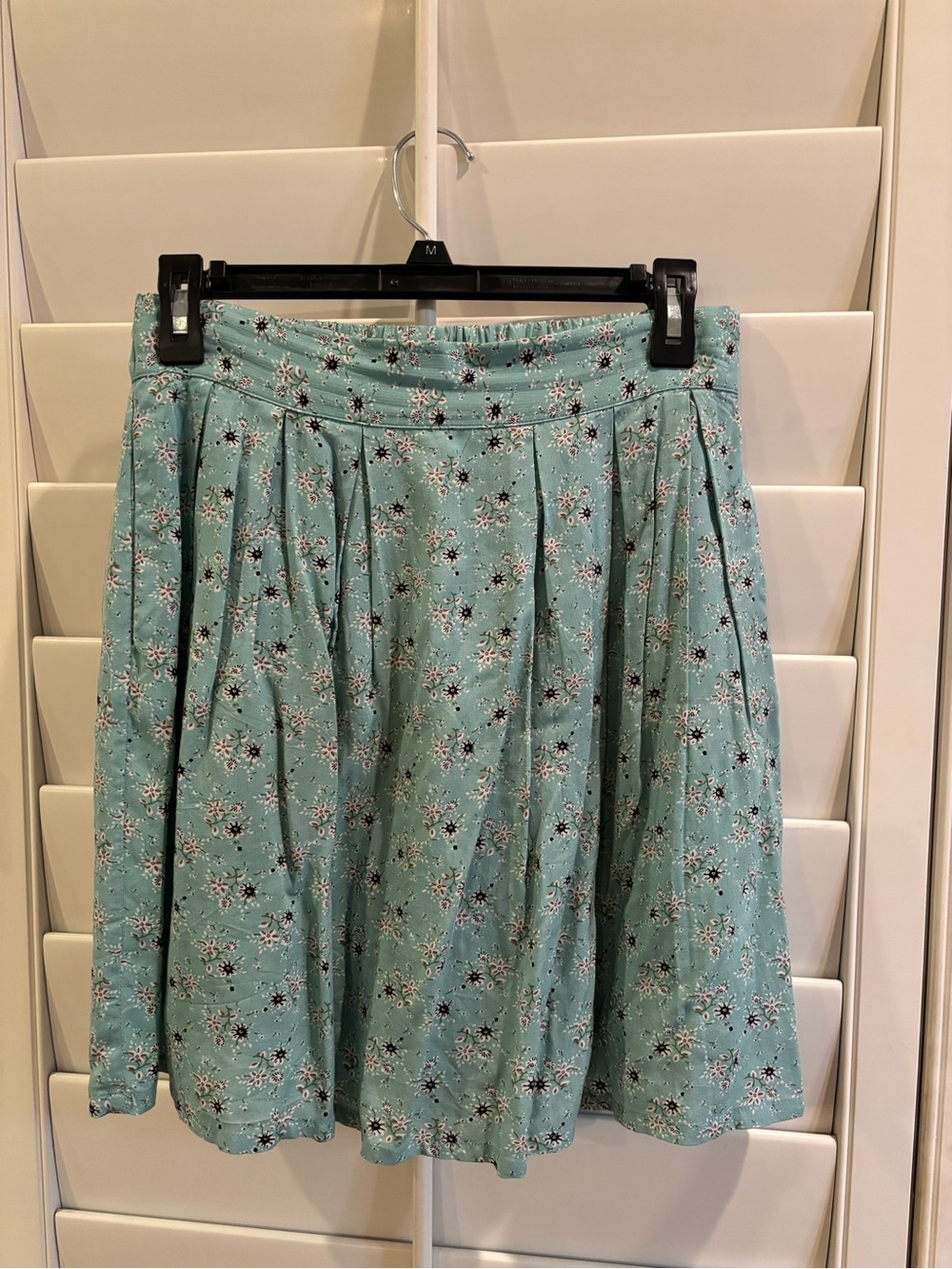 lavand. Floral Casual Pleated Mini Skirt - Mint Green